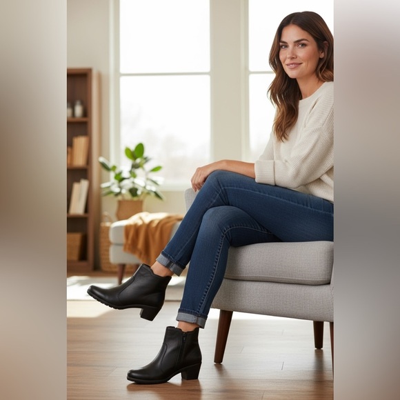 Enval Soft D.Dahlia Women's Ankle Boots Size 9 Made in Italy - Picture 1 of 16